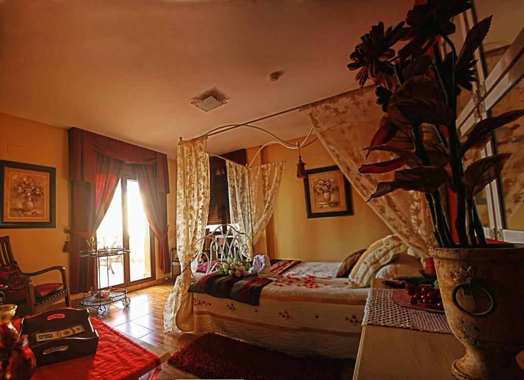 Laurel De La Reina Bed & Breakfast - Boutique La Zubia  Luaran gambar