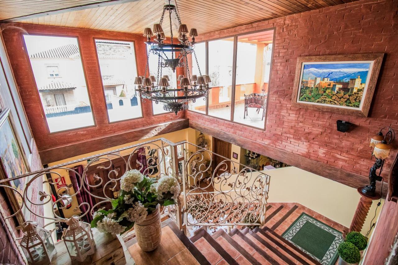 Laurel De La Reina Bed & Breakfast - Boutique La Zubia  Luaran gambar